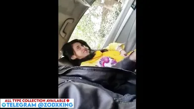 Shy Pakistani Hindu Girl in Yellow Suit Blowjob in Car Shameless mms