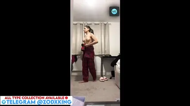 Sexy Big ass Hot Figure Babe Showing full Nude Body Leaks