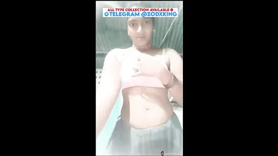 Big boob south Indian babe enjoys carrot in desi porn videoTelegram @ZodxKing