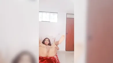 Hermoso cuerpo tetas pequeñas