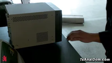 Trans Aly Sinclair Blows And Fingers Then Fucks Chris Archer Anal In The Art Gallery