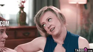Granny stepmom Dee Williams helps stepson with his big problem