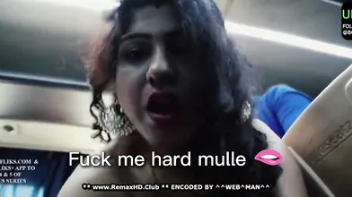 Sanskari got banged in bus by a musal mard