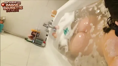 Je vous montre le vrai visage de ma soeur imane la pute de HLM My Algerian Slut Sister Imane Phone