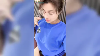 AlejandraFoxyHn real honduran Tiktoker accept money for making A blowjob