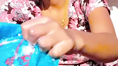 Beautiful bhabhi cleavage