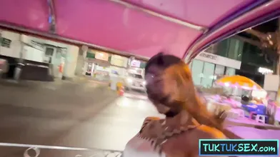 Mall pickup of tiny Thai teen beauty and taken to a hotel for xxx