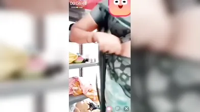 Gouthami reddy manthena sexy in green saree removing blouse Hot bra showing big juicy boobs & pussy in video call ???
