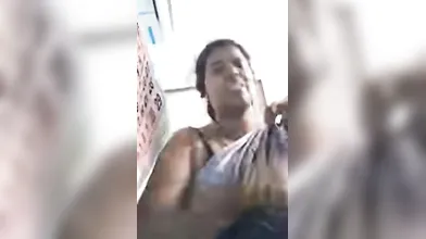 Tamil wife sexy boob show her video call