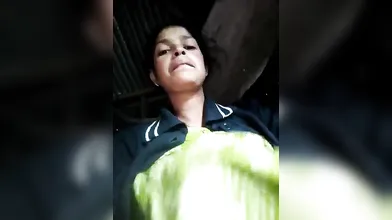 Bangladeshi girl big boobs show