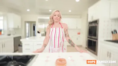 My secret porn crush is a milfy stepmom with gigantic breasts and long hair!