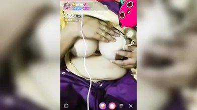Gouthami reddy manthena sexy in Hot Saree removing blouse showing her nude milky boobs nipples in video call ???