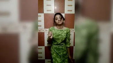 Cute ooodesi Bangladeshi girl nude selfie