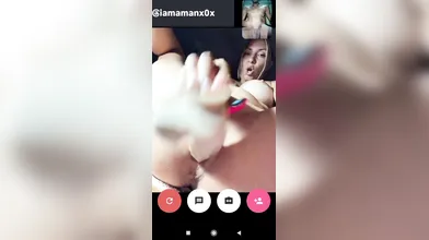 webcam with girl girl playing pussy use dildo