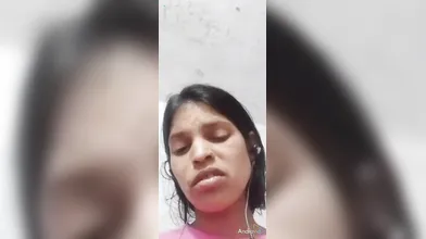 Bangladeshi girl Big boobs show & pussy fingering