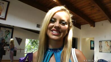Hot Babes #03
