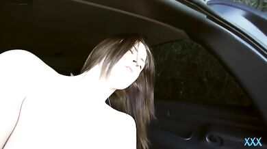 Looking For Tits - S1:E8