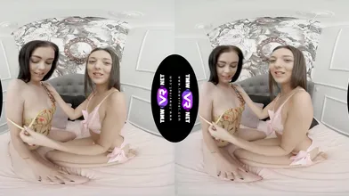 Kinky brunettes throw a lesbo show
