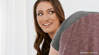 BRAZZERS Vibration Platform makes Bella a Sodomite