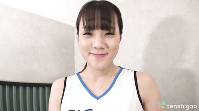 Mio Ichihara wears a cheerleader costume while we finger her pussy