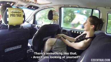Crazy Action In Taxi - Samantha Bee