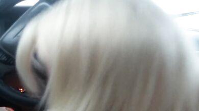Blowjob And Handjob In Car