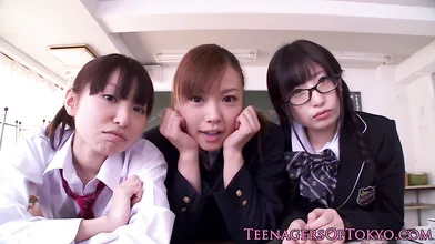 Hot Asian schoolgirl in uniform left with cum in her vag