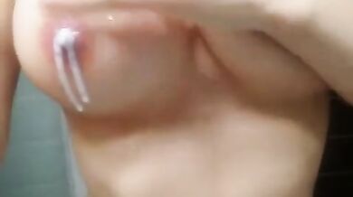 Korean Girl Shows Her Big Boobs On Webcam