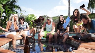 Party Crew has 1 More Old vs. Young XXX Action by the Pool