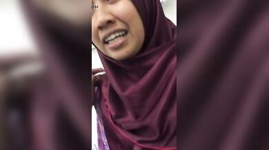 melayu - tudung labuh