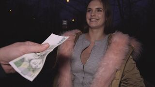 Naturally Curvy Czech Chick makes Money in Public