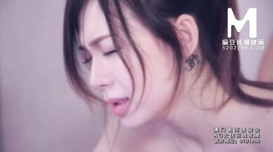 【国产】麻豆传媒作品/MDX-0096深夜客服人员-来自男友的探班002/免费观看