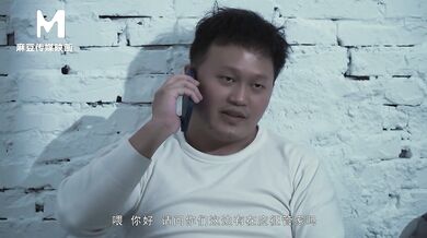 【国产】麻豆传媒 / 凌辱凡尔赛文学少女 MD-0149 预告