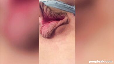 Amazing brunette touching her roast beef pussy