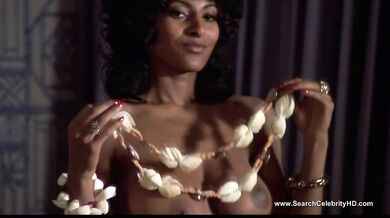 Pretty Pam Grier always looks good getting naked