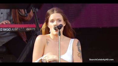 Tove Lo shows off her great tits to the crowd
