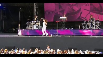 Tove Lo shows off her great tits to the crowd