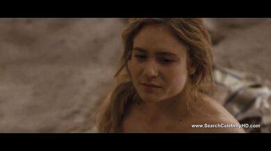 Julia Jentsch has such a sexy body