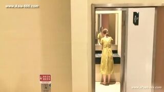Chinese Girls Go To Toilet.162